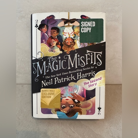 Other - SIGNED Magic Misfits Second Story By Neil Patrick Harris Exclusive Edition